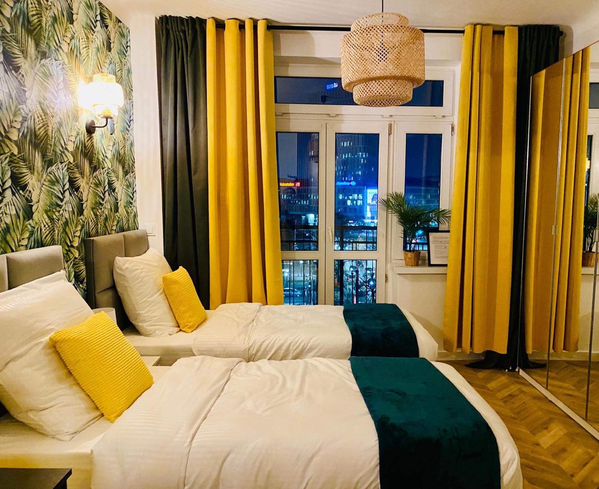 Olivia Apartments - Sloneczny Apartament W Centrum Warszawy, Plac Unii Lubelskiej, Lazienki Krolewskie, Pole Mokotowskie Warsawa Bagian luar foto