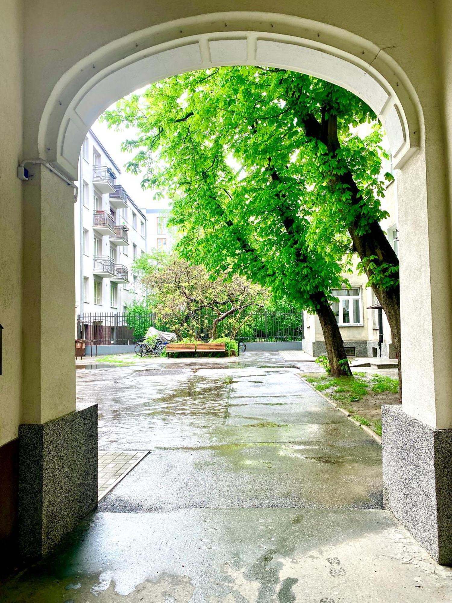 Olivia Apartments - Sloneczny Apartament W Centrum Warszawy, Plac Unii Lubelskiej, Lazienki Krolewskie, Pole Mokotowskie Warsawa Bagian luar foto